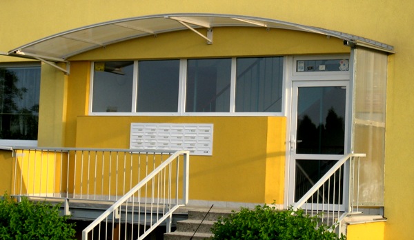 Neapolská 328+329, Praha 10