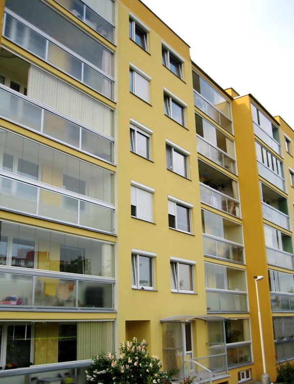 Neapolská 328+329, Praha 10